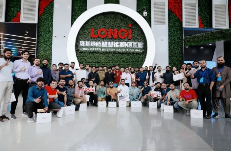 Pakistan Agriculture and Irrigation Delegation Visits LONGi Headquarters to Explore Solar-Powered Irrigation Solutions