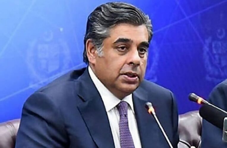 Gohar Ejaz Opposes Rupee Devaluation, Warns of Inflation Shock