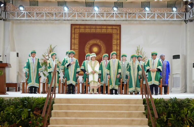 Aga Khan University Graduates Over 400 Students and Installs Princess Zahra Aga Khan as Pro-Chancellor