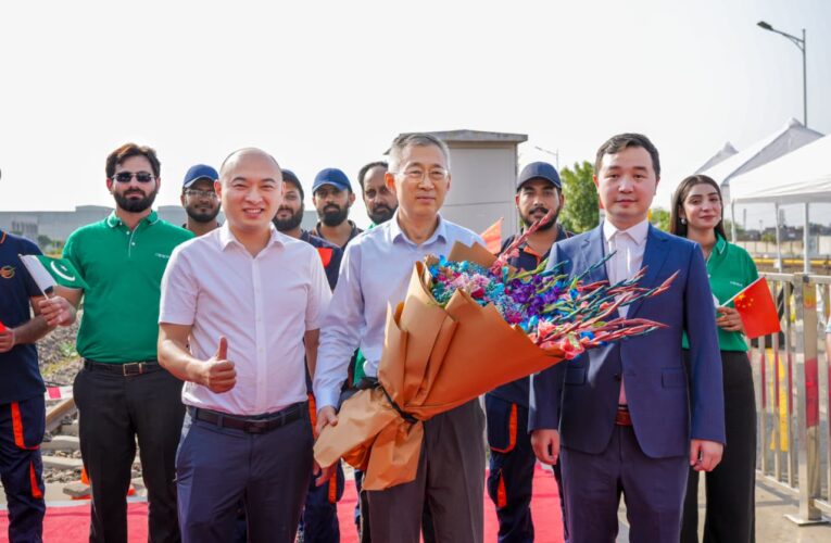 OPPO Pakistan Partners with PMA to Launch Pakistan’s First Fully Branded Metro Train on Lahore Orange Line