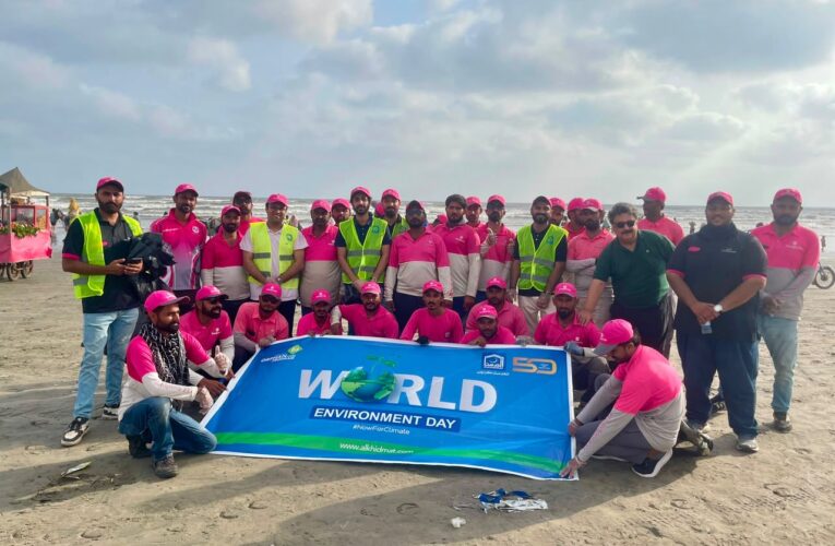 foodpanda partners with Al Khidmat Foundation for a Grand Beach Clean Drive on World Environment Day