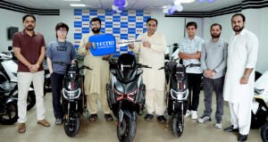 Read more about the article TECNO’s “Zoom In, Snap Joy” TikTok Challenge: Five Winners Ride Home on REVOO E-Bikes!
